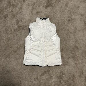 Vintage Y2K Nike Women’s Reversible White / Silver Down Puffer Vest